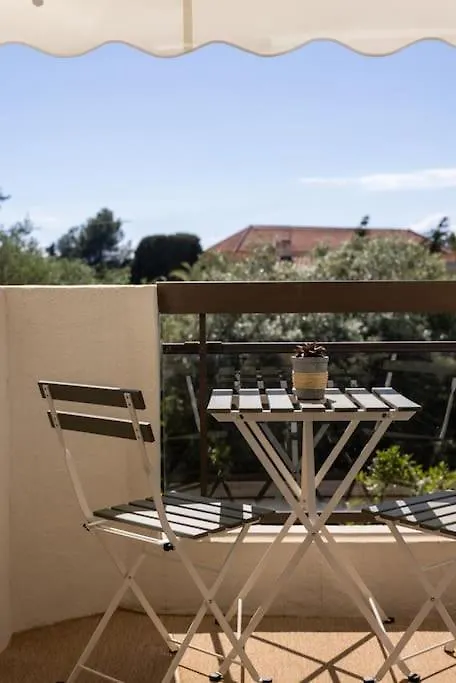 Adorable 2P Avec Piscine Cannes Apartment